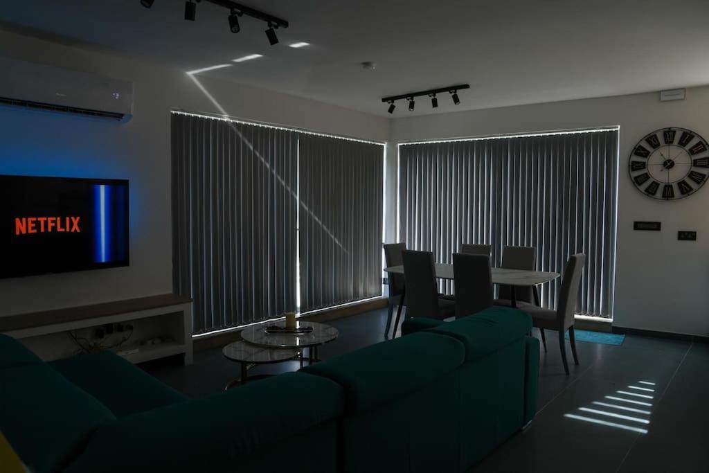 Lux Sea&Country Views With Pool Apartment Mellieha Ngoại thất bức ảnh