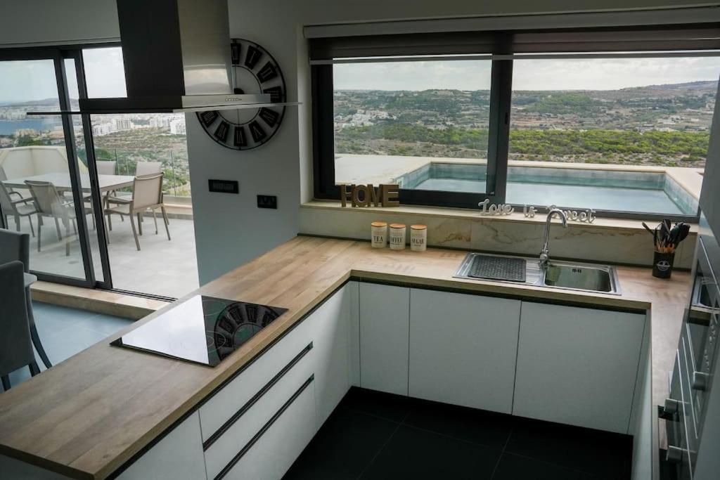 Lux Sea&Country Views With Pool Apartment Mellieha Ngoại thất bức ảnh